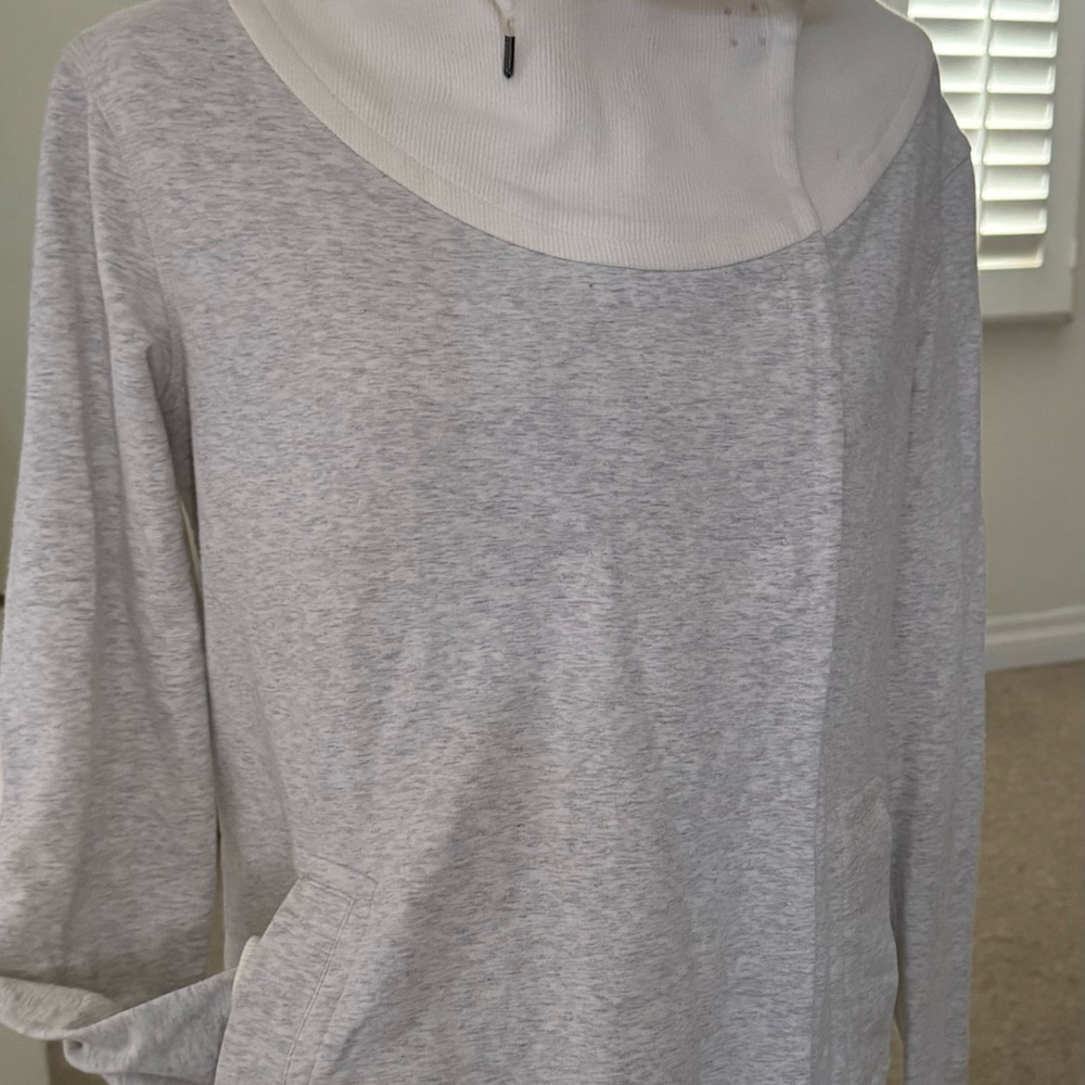 Lululemon Wrap Up Jacket - Picture 13 of 16